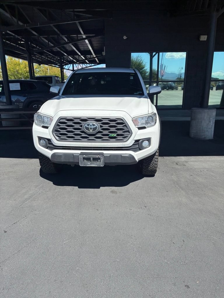 Used 2021 Toyota Tacoma TRD Off-Road w/ Blackout Package (TMS) AWD/4WD image 21