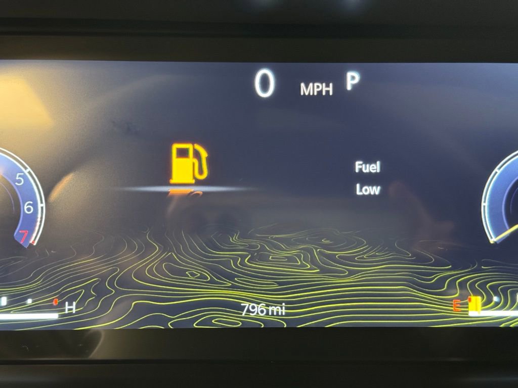 Used 2025 Jeep Grand Cherokee Laredo X w/ Luxury Tech Group I image 31