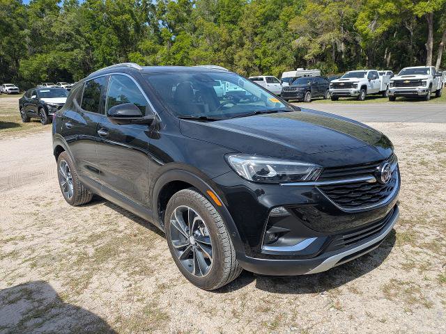 Used 2020 Buick Encore GX Essence w/ Advanced Technology Package image 1