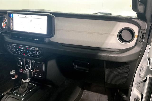 Used 2024 Jeep Wrangler Willys image 28