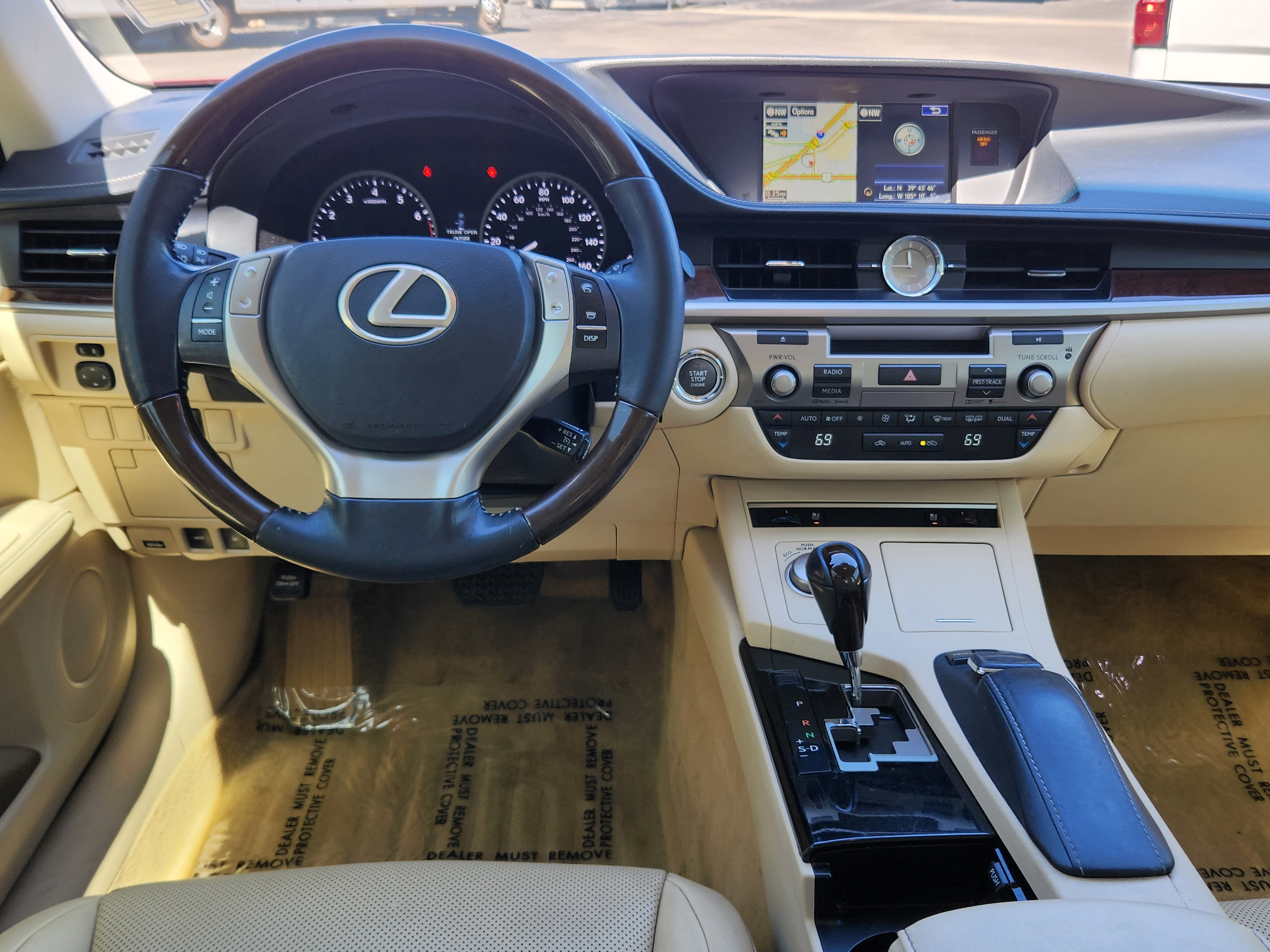Used 2015 Lexus ES 350 w/ Premium Package FWD image 20