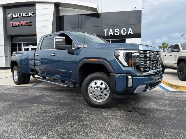 New 2026 GMC Sierra 3500 Denali w/ Denali Reserve Package AWD/4WD image 1