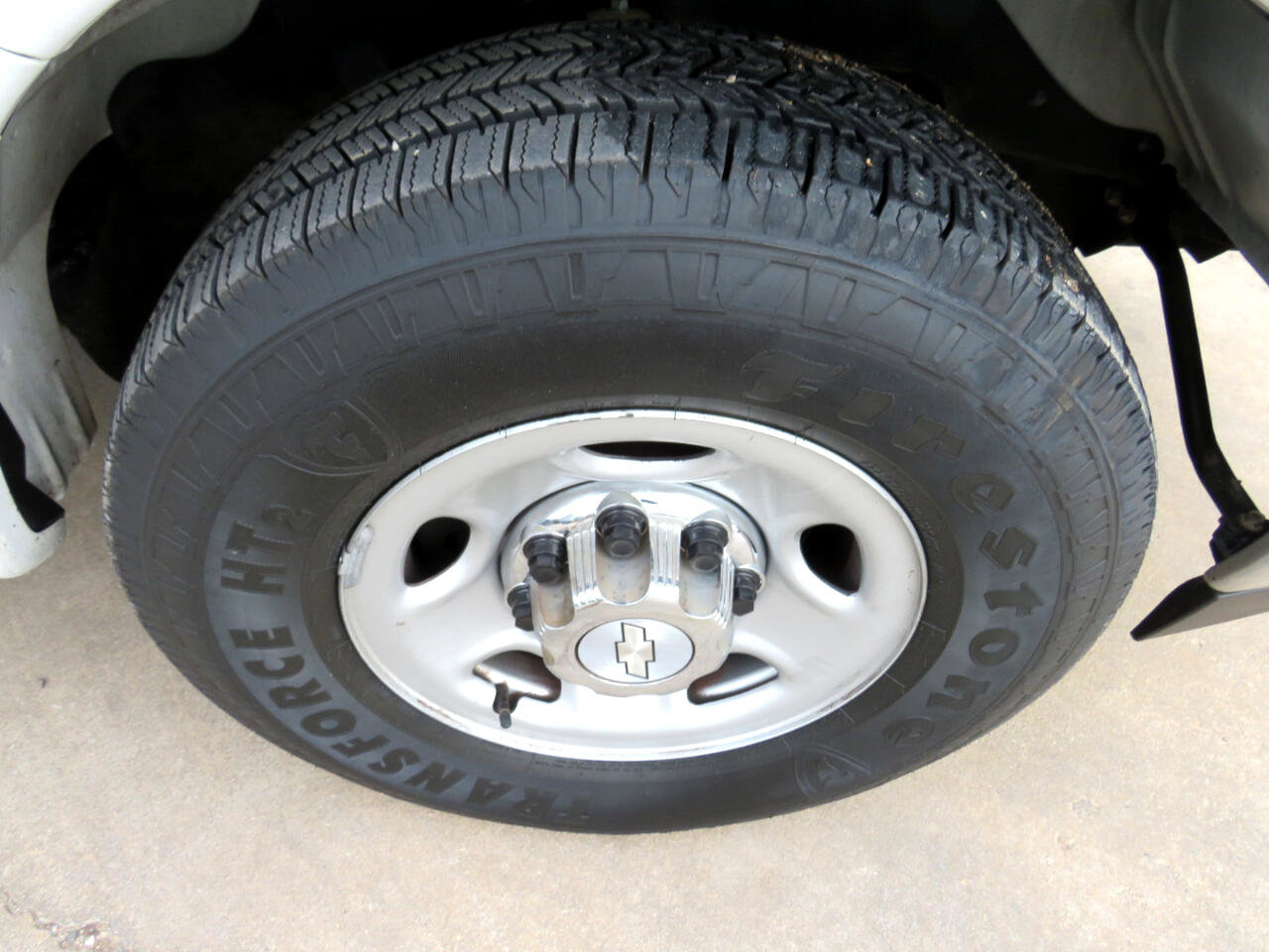 Used 2018 Chevrolet Express 3500 LT w/ LT Preferred Equipment Group RWD image 22