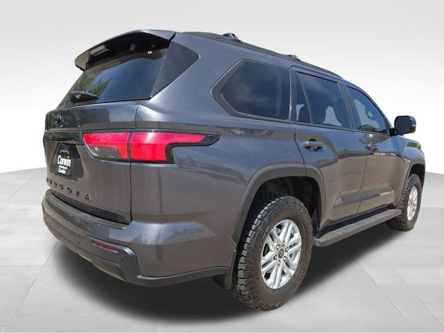 Used 2023 Toyota Sequoia SR5 w/ SR5 Premium Package AWD/4WD image 16