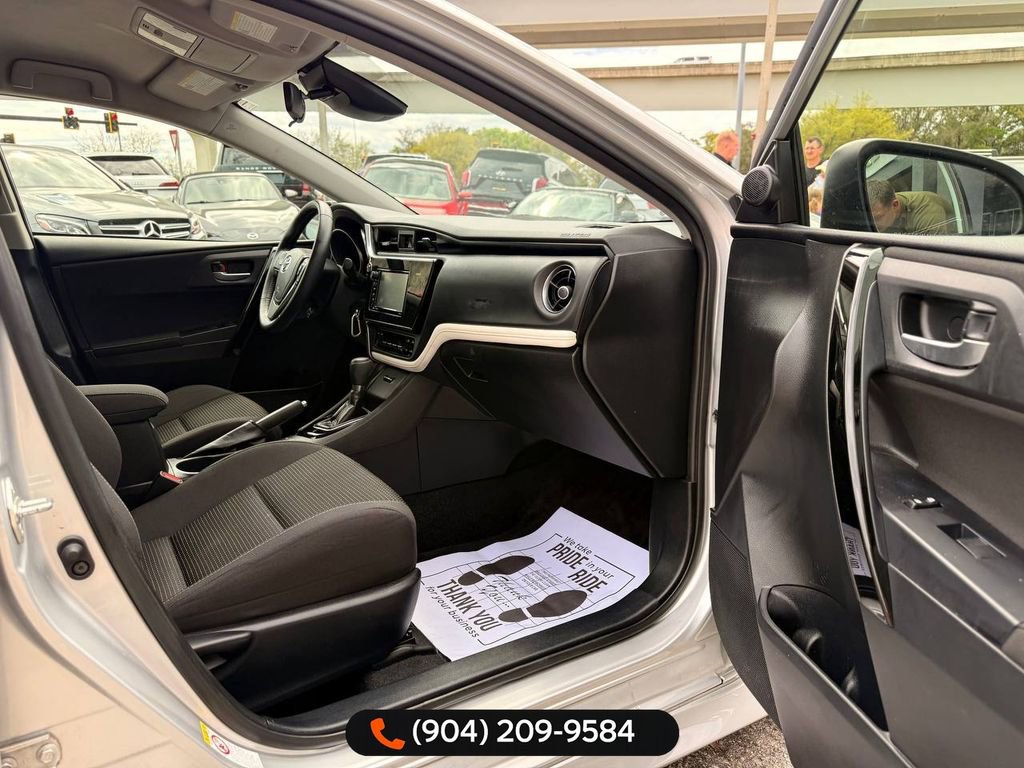 Used 2018 Toyota Corolla iM w/ Carpet Mat Package (TMS) image 31