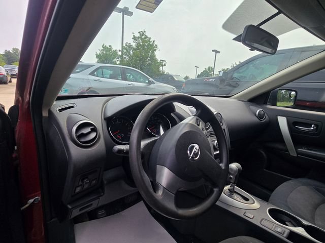 Used 2013 Nissan Rogue S AWD/4WD image 10