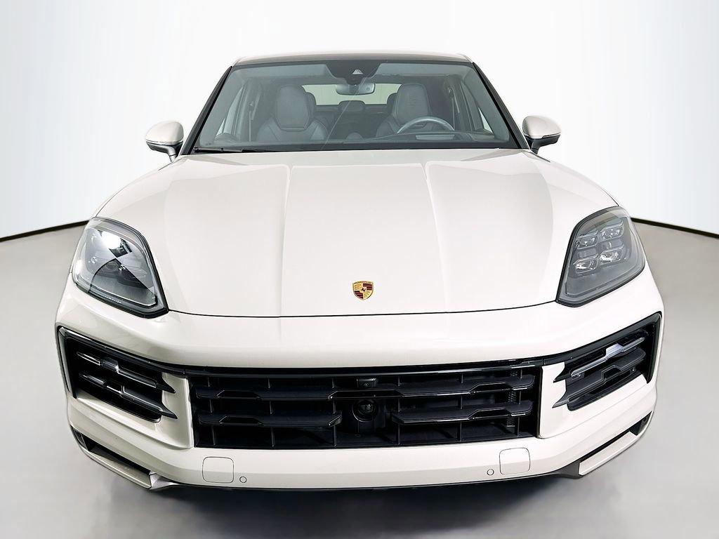 Used 2025 Porsche Cayenne S image 6