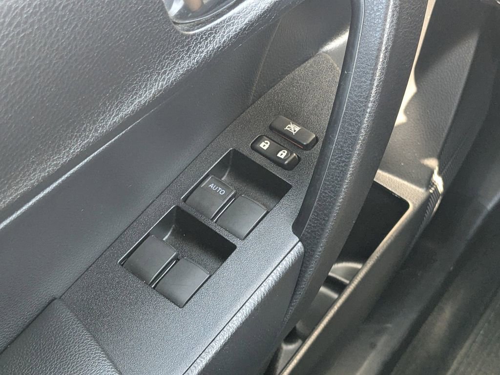 Used 2015 Toyota Corolla S image 49