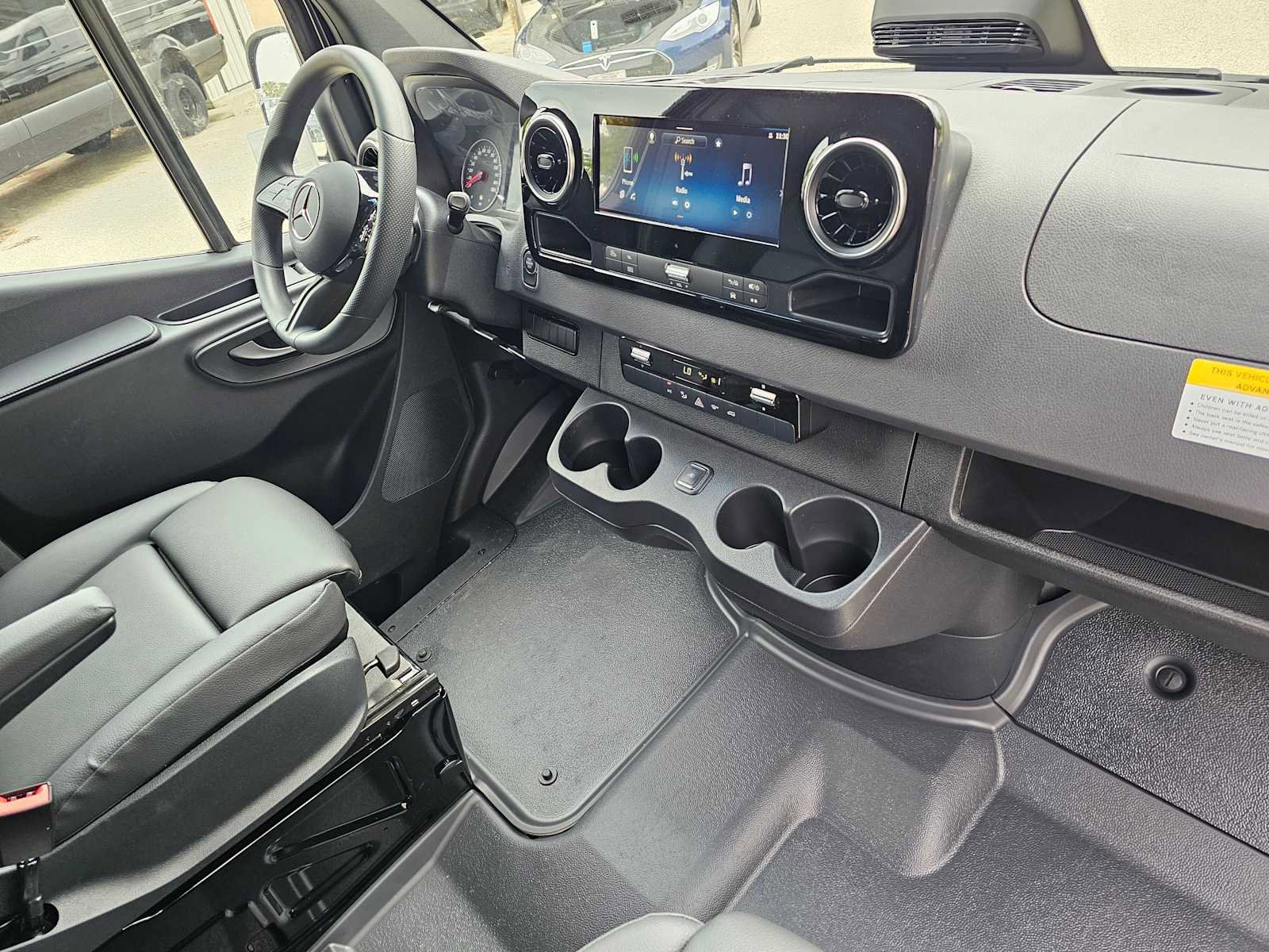 New 2025 Mercedes-Benz Sprinter 2500 image 11