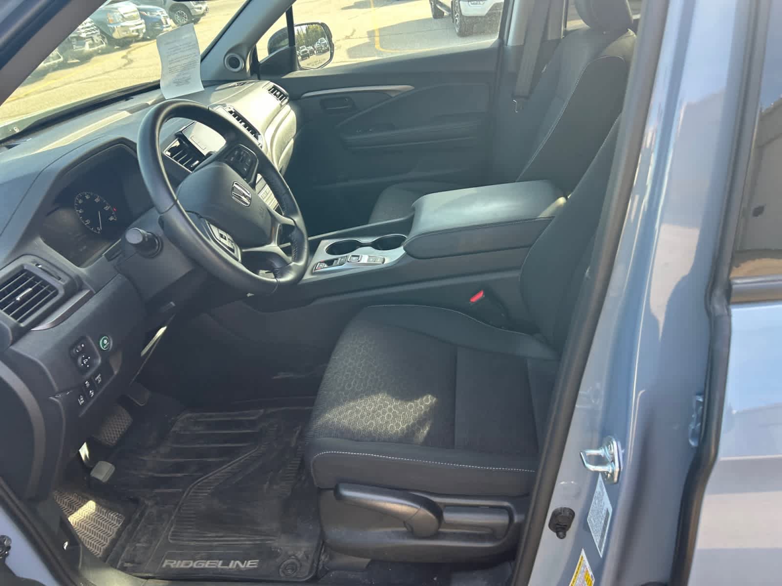 Used 2025 Honda Ridgeline Sport+ image 9