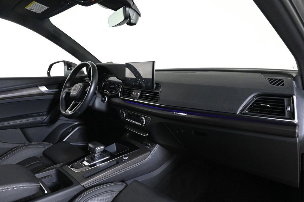 Used 2023 Audi Q5 2.0T Prestige w/ Prestige Package image 15