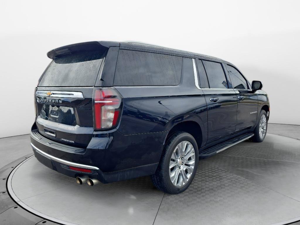 Certified 2024 Chevrolet Suburban Premier AWD/4WD image 3