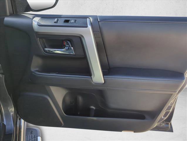 Used 2020 Toyota 4Runner Limited AWD/4WD image 29