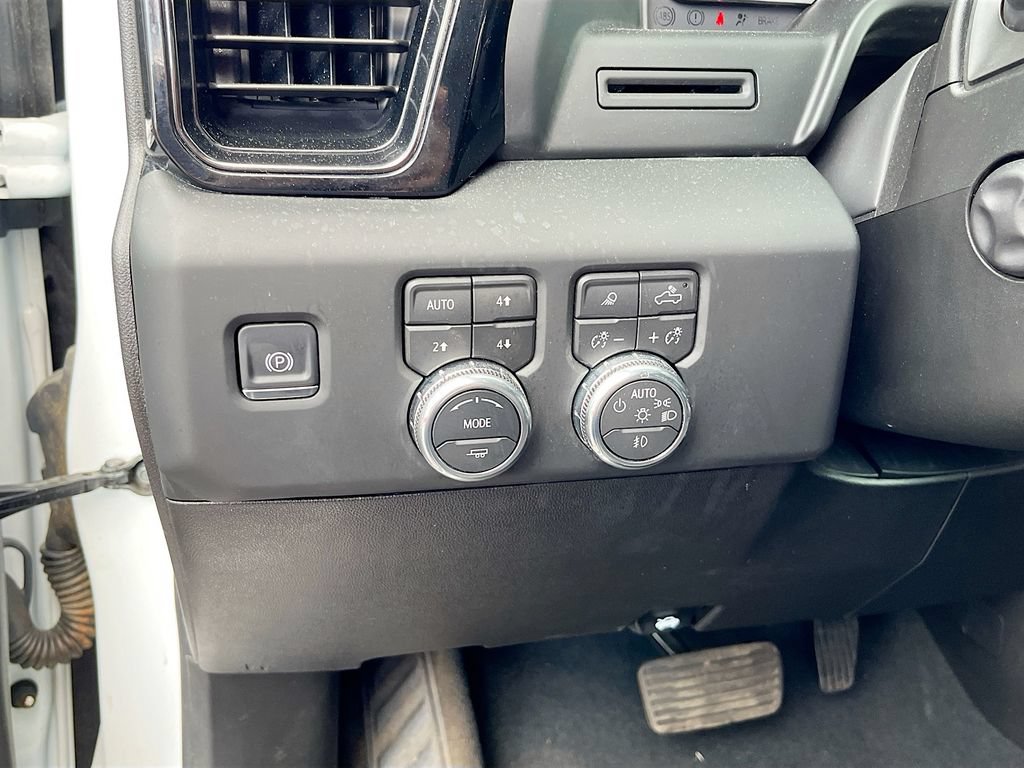 Used 2026 GMC Sierra 1500 AT4 AWD/4WD image 10