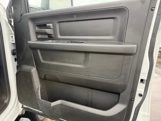 Used 2024 RAM 2500 Tradesman w/ Chrome Appearance Group image 31