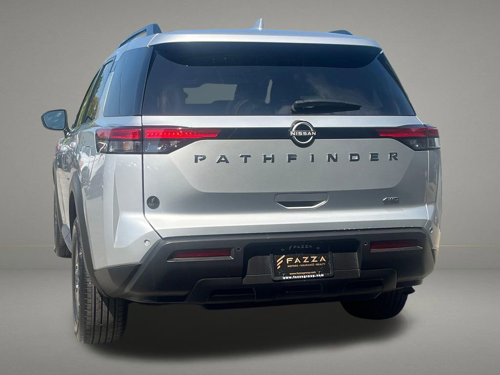 Used 2025 Nissan Pathfinder SV AWD/4WD image 3