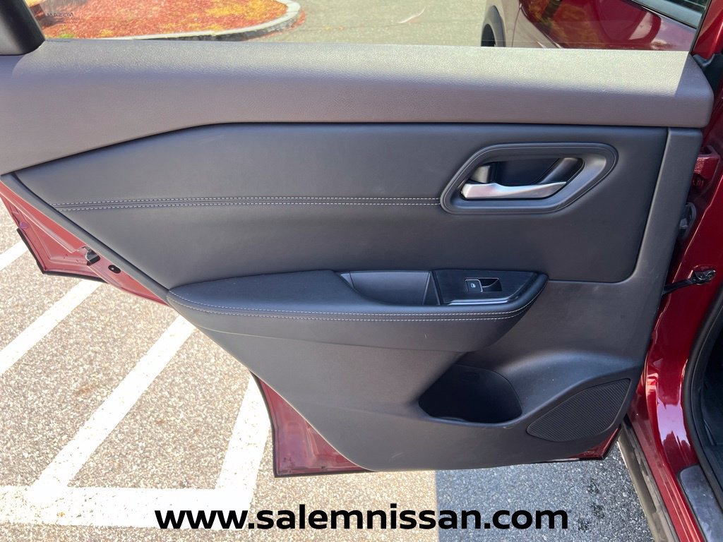 Certified 2023 Nissan Rogue SL AWD/4WD image 21