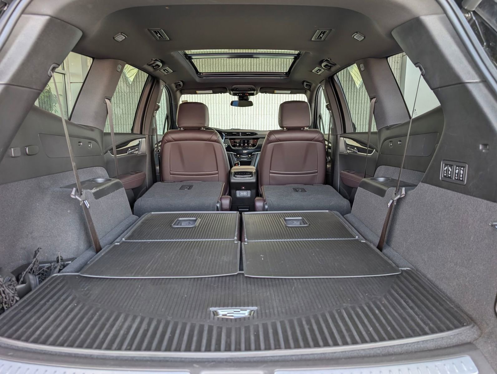 Used 2023 Cadillac XT6 Premium Luxury image 32