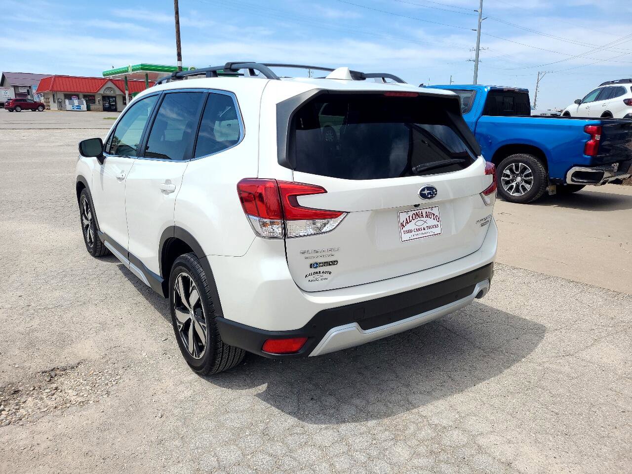 Used 2020 Subaru Forester Touring image 8