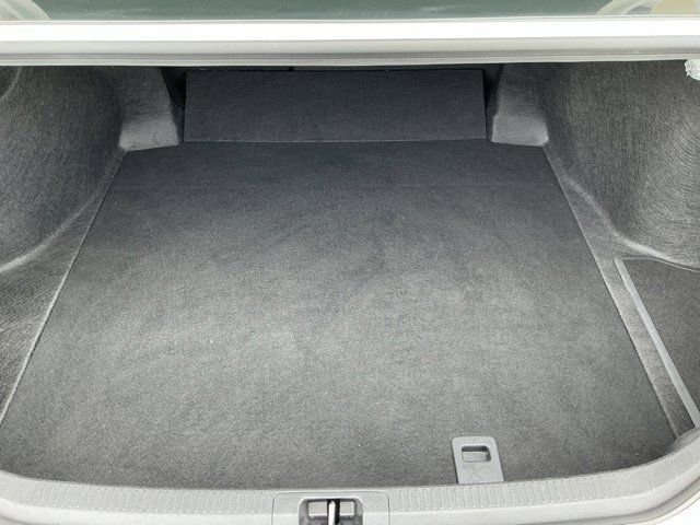 Used 2025 Toyota Camry LE FWD image 17