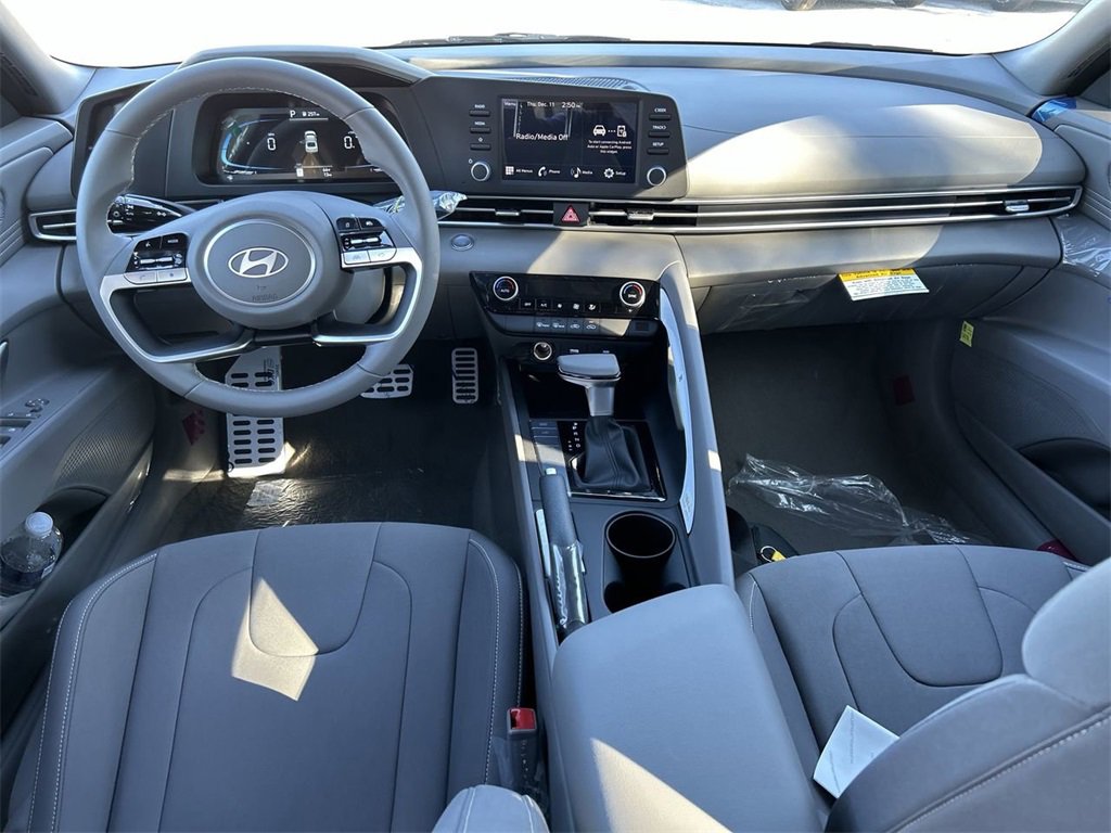 New 2026 Hyundai Elantra Sport image 2