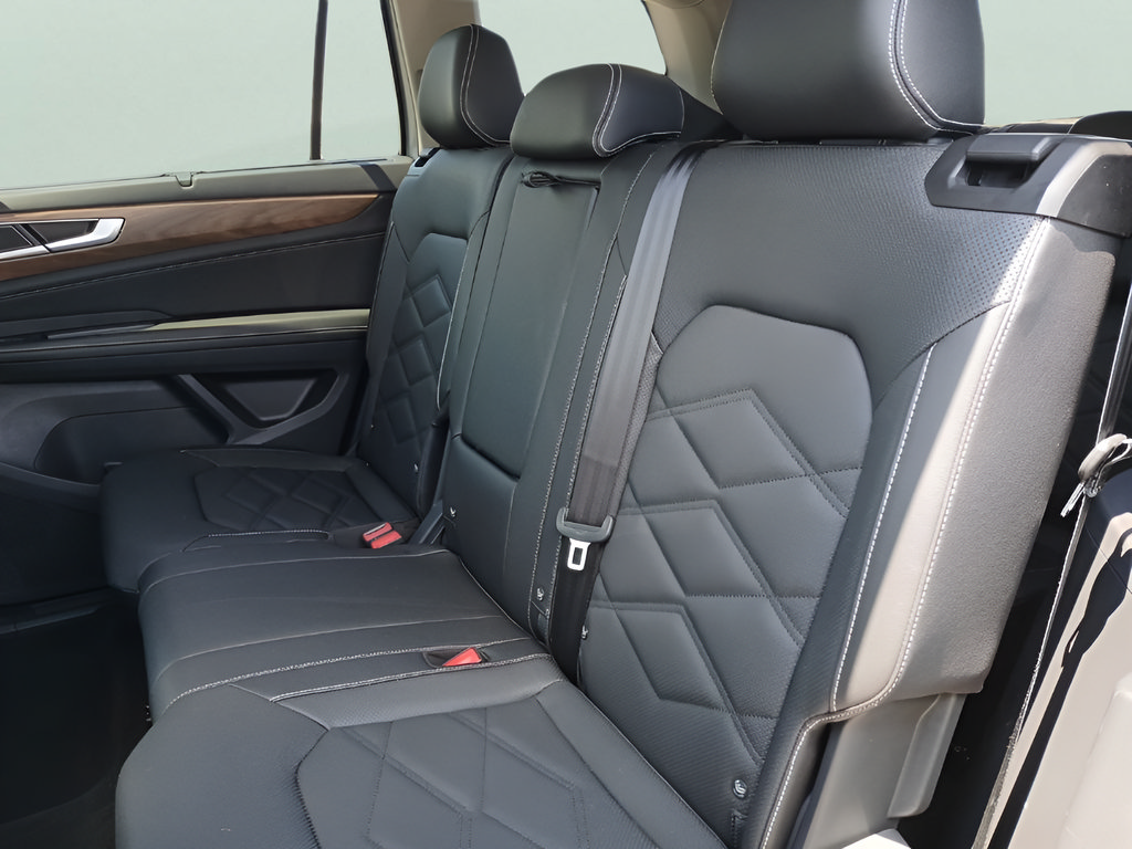 Used 2026 Volkswagen Atlas SE AWD/4WD image 25
