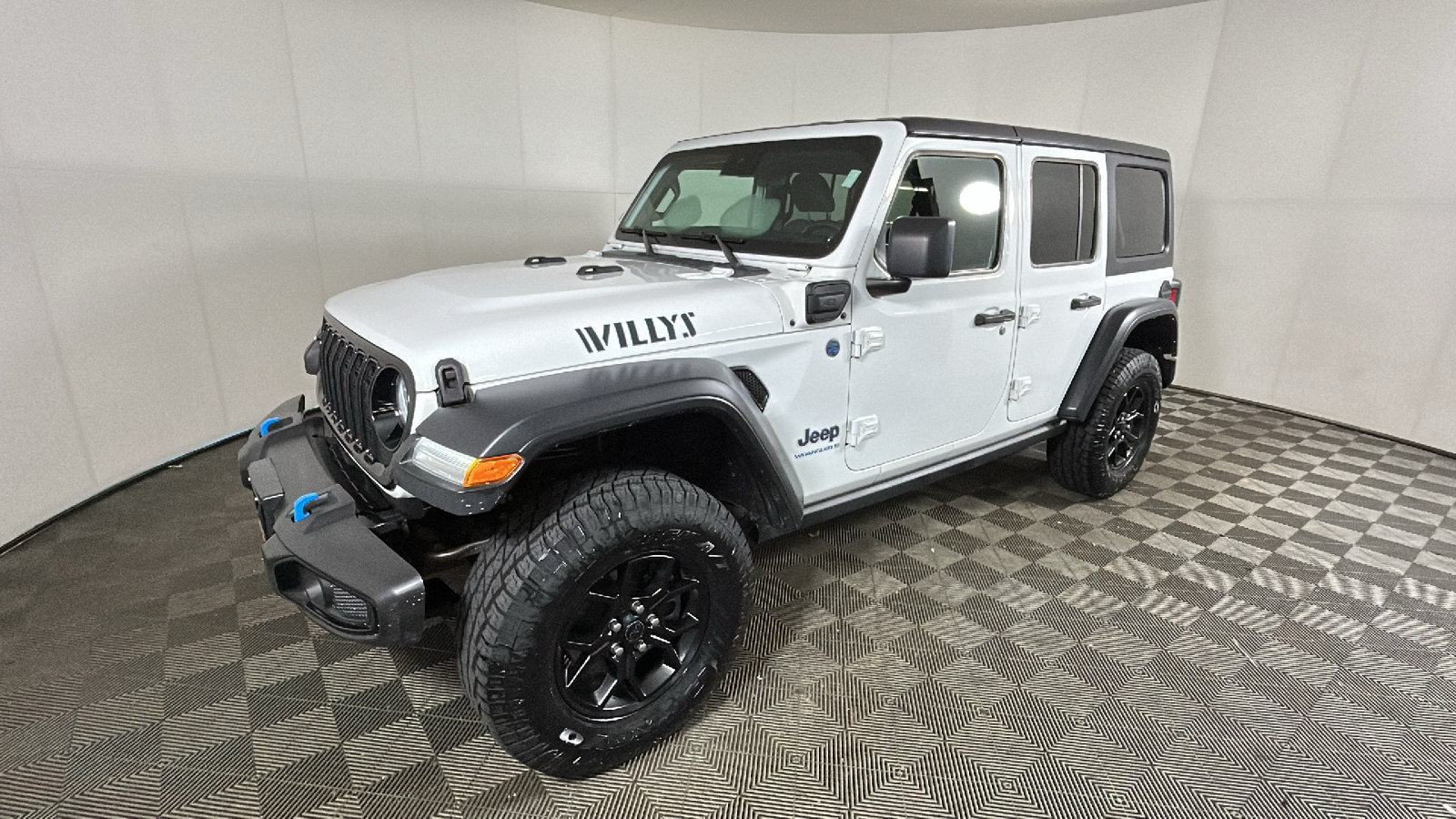 Used 2024 Jeep Wrangler Unlimited AWD/4WD image 8