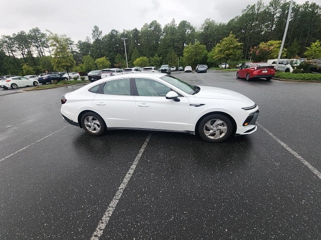 Certified 2025 Hyundai Sonata SE FWD image 15