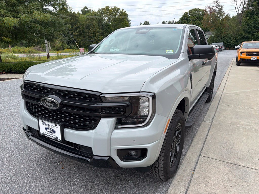 New 2026 Ford Ranger XLT w/ FX4 Off-Road Package AWD/4WD image 3