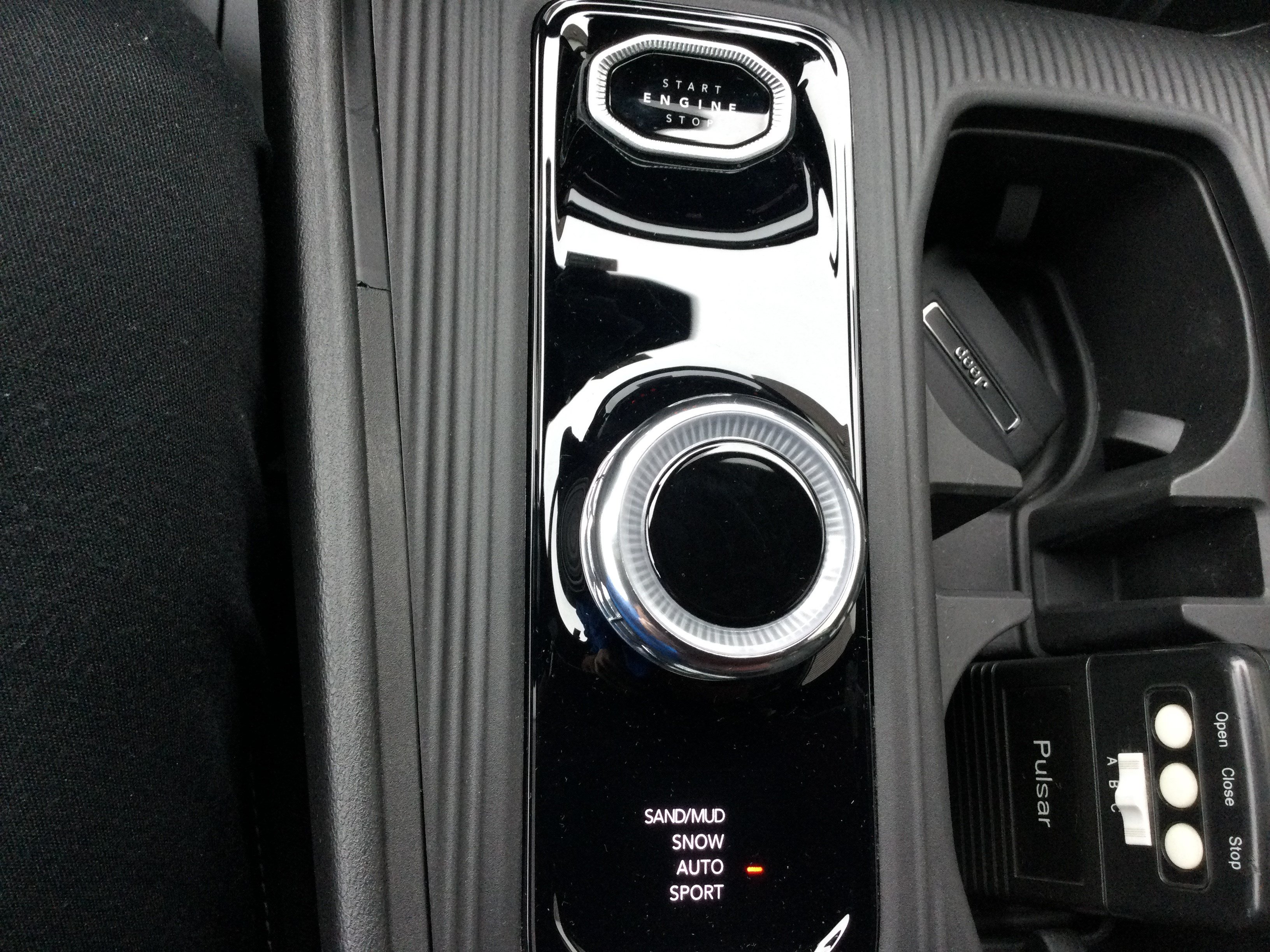 New 2026 Jeep Cherokee Laredo AWD/4WD image 12