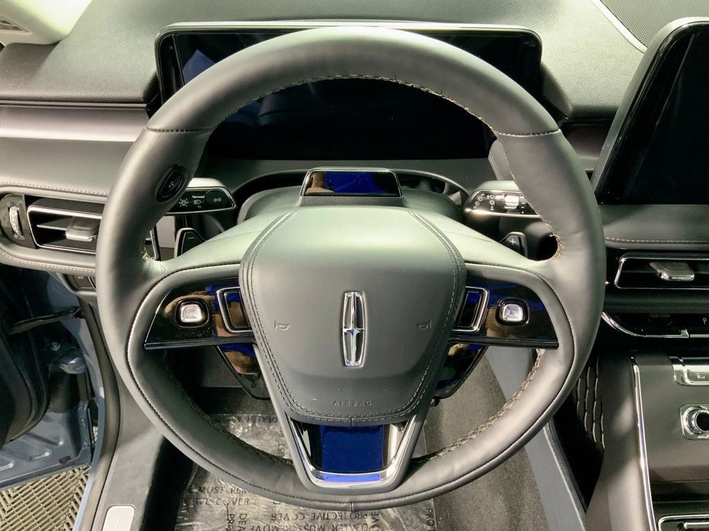 New 2026 Lincoln Aviator AWD image 26