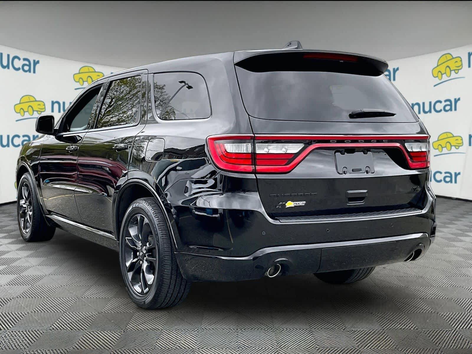 Used 2022 Dodge Durango R/T w/ Blacktop Package AWD/4WD image 4