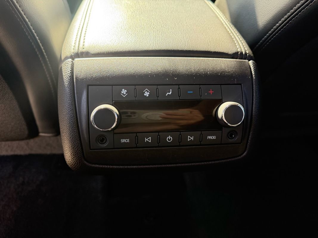 Used 2017 GMC Acadia Limited SLT image 17