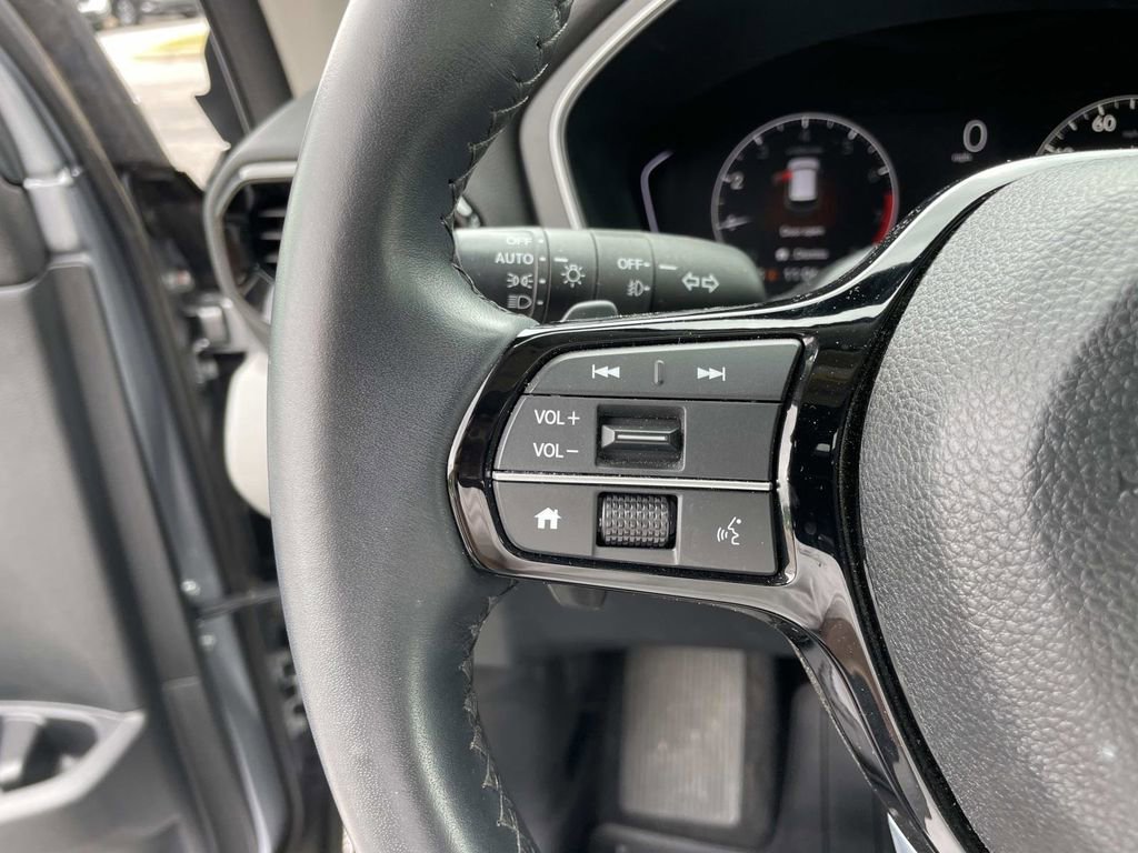 Used 2023 Honda Pilot Touring image 19