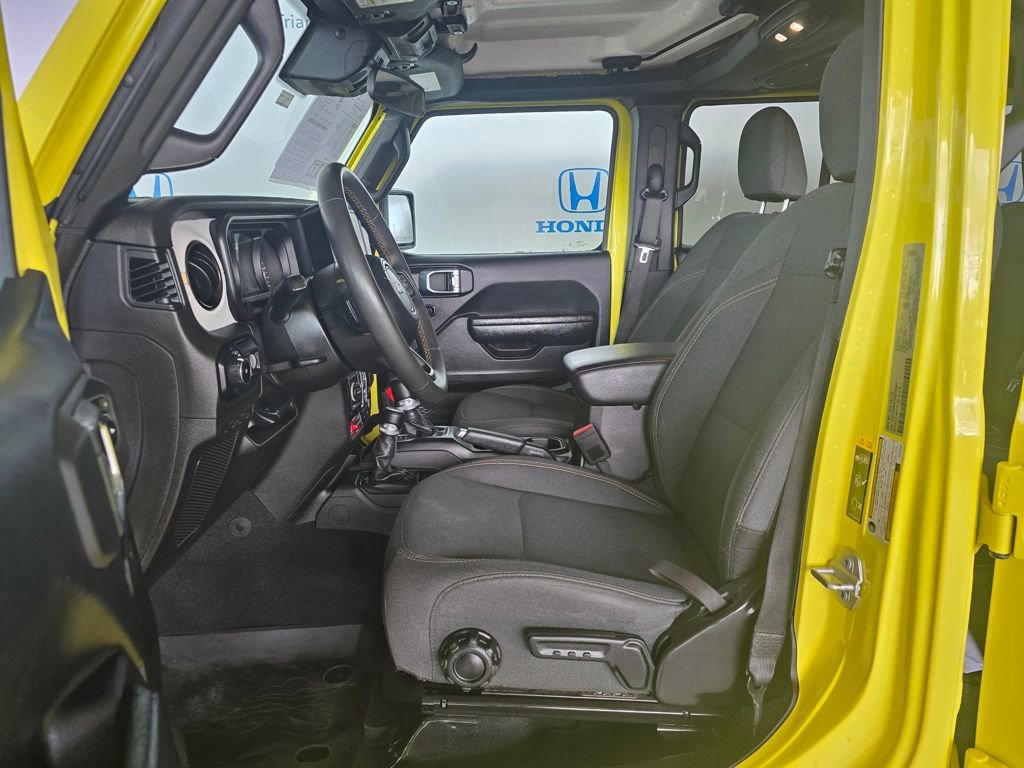 Used 2024 Jeep Wrangler Willys image 9