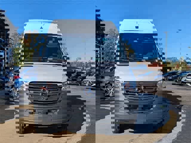 Used 2025 Mercedes-Benz Sprinter 2500 image 17