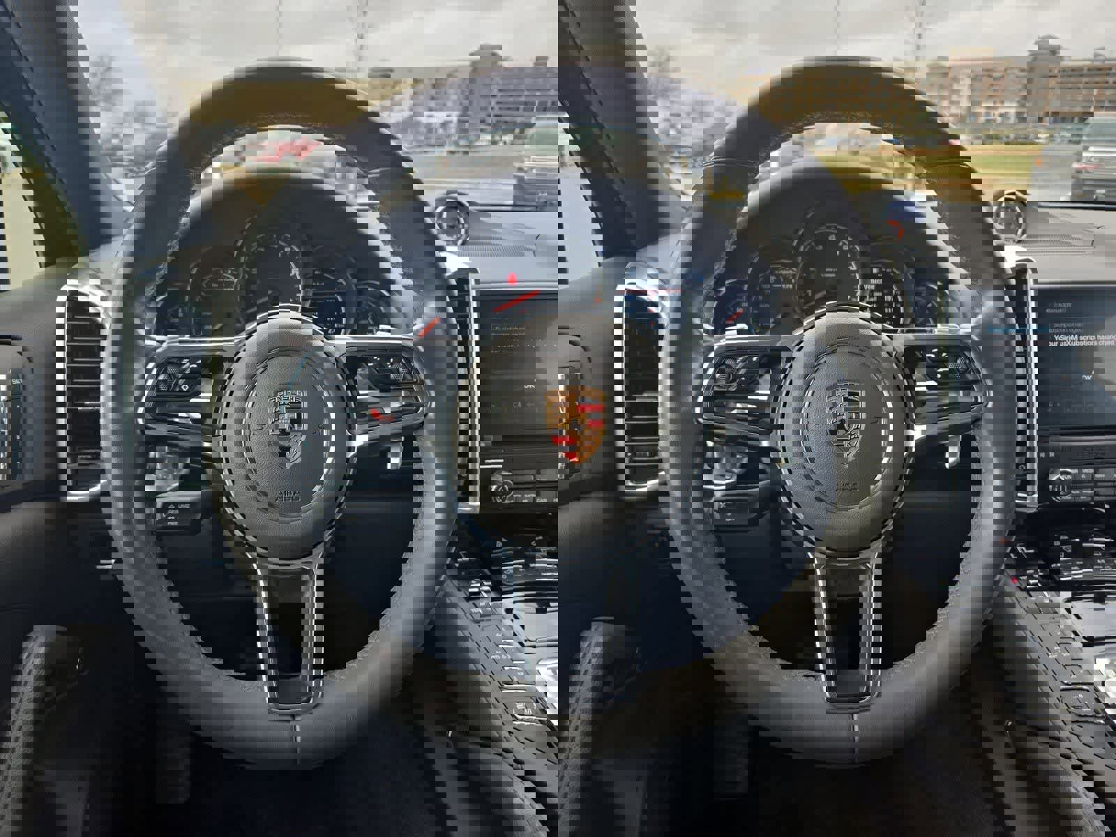 Used 2017 Porsche Cayenne image 23