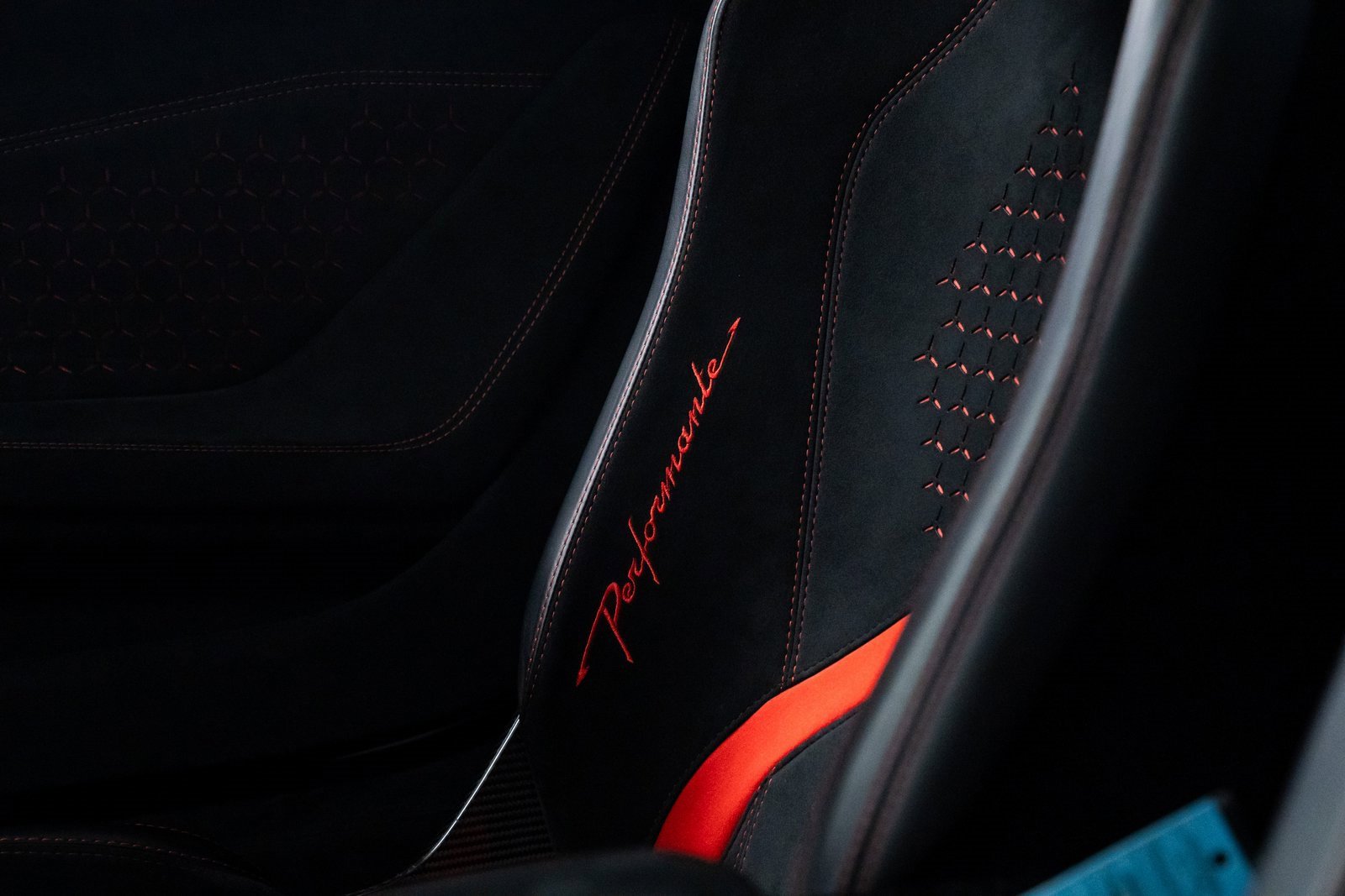 Used 2018 Lamborghini Huracan Performante image 22