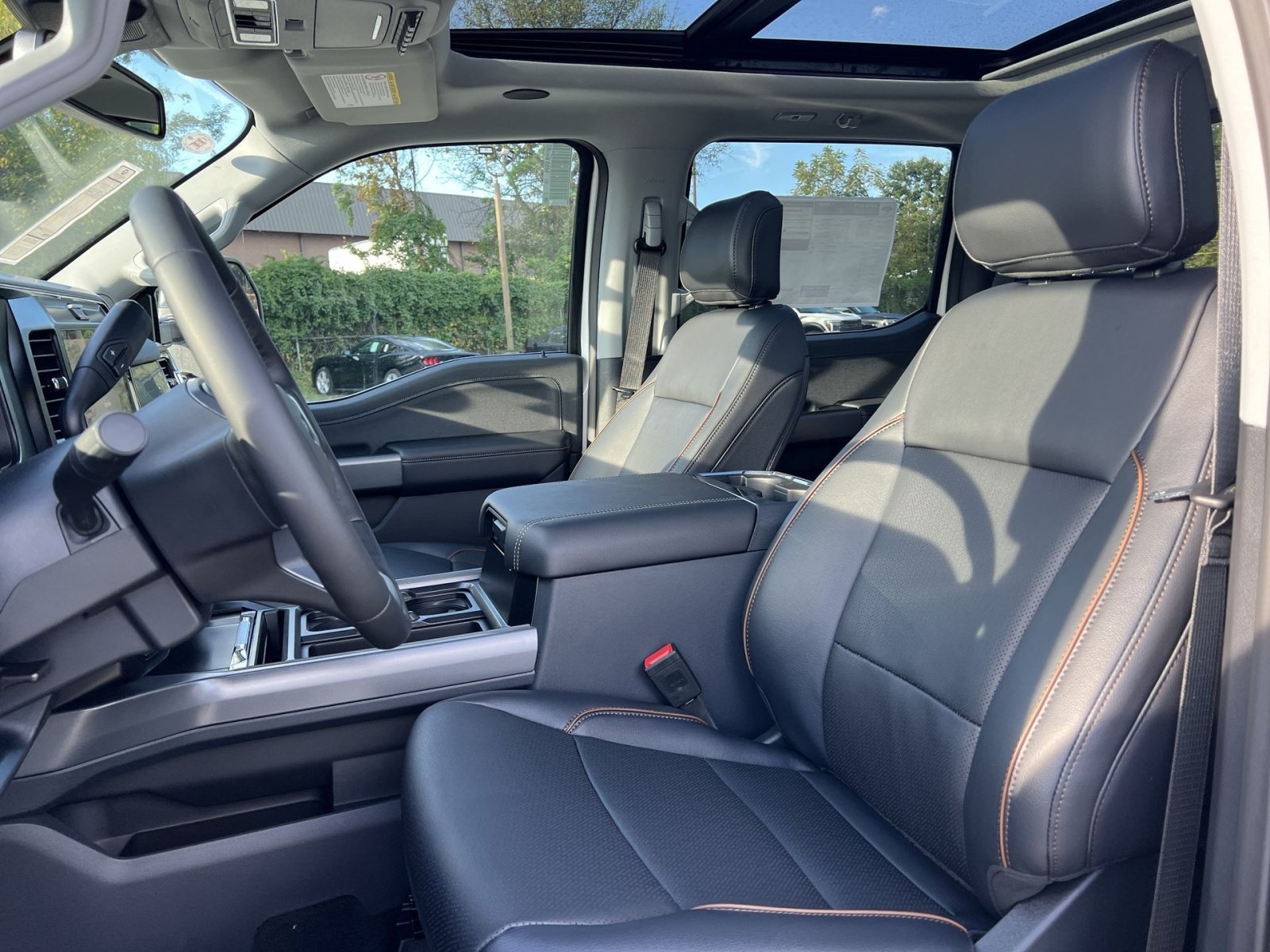 New 2027 Ford F350 Lariat w/ Lariat Ultimate Package AWD/4WD image 13