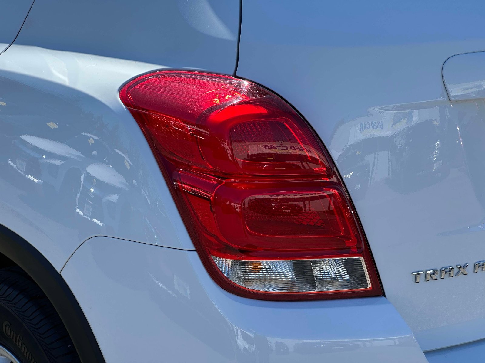 Used 2022 Chevrolet Trax LT w/ LT Convenience Package image 9