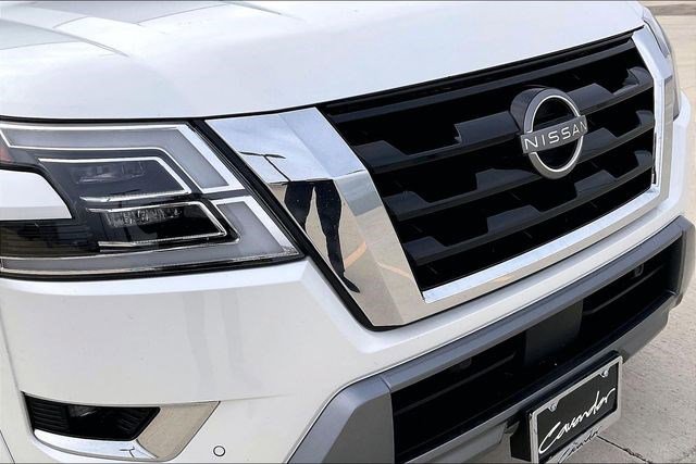 Used 2023 Nissan Armada SV image 34