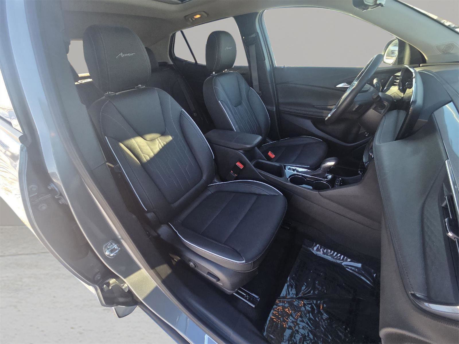 Used 2026 Buick Encore GX Avenir w/ Avenir Technology Package image 29