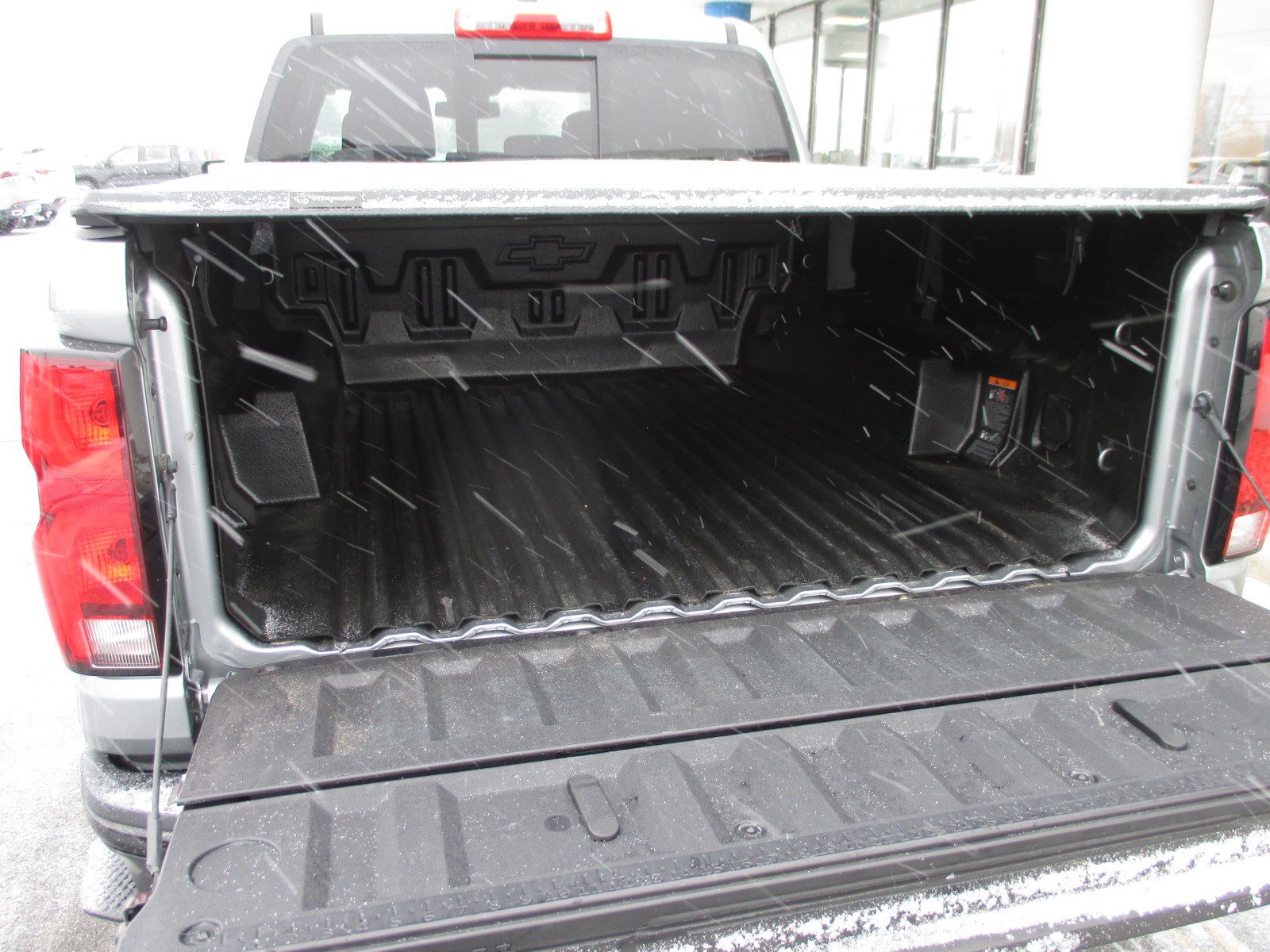 Used 2023 Chevrolet Colorado Z71 w/ Z71 Convenience Package 2 image 10