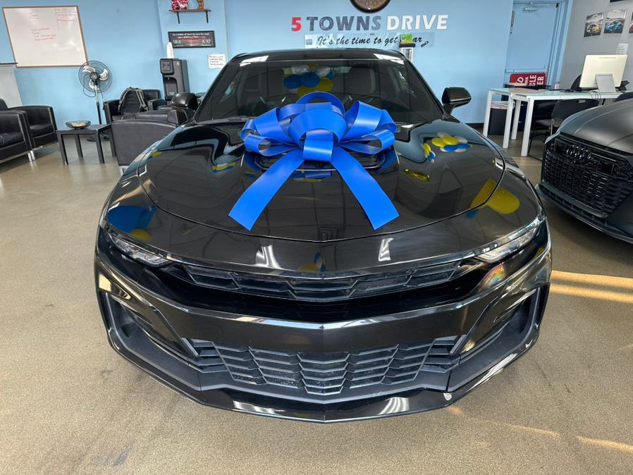 Used 2021 Chevrolet Camaro SS image 3