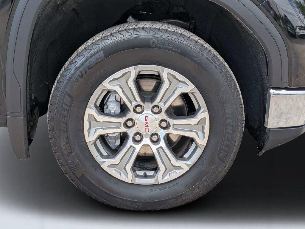 Used 2025 GMC Sierra 1500 SLT RWD image 15