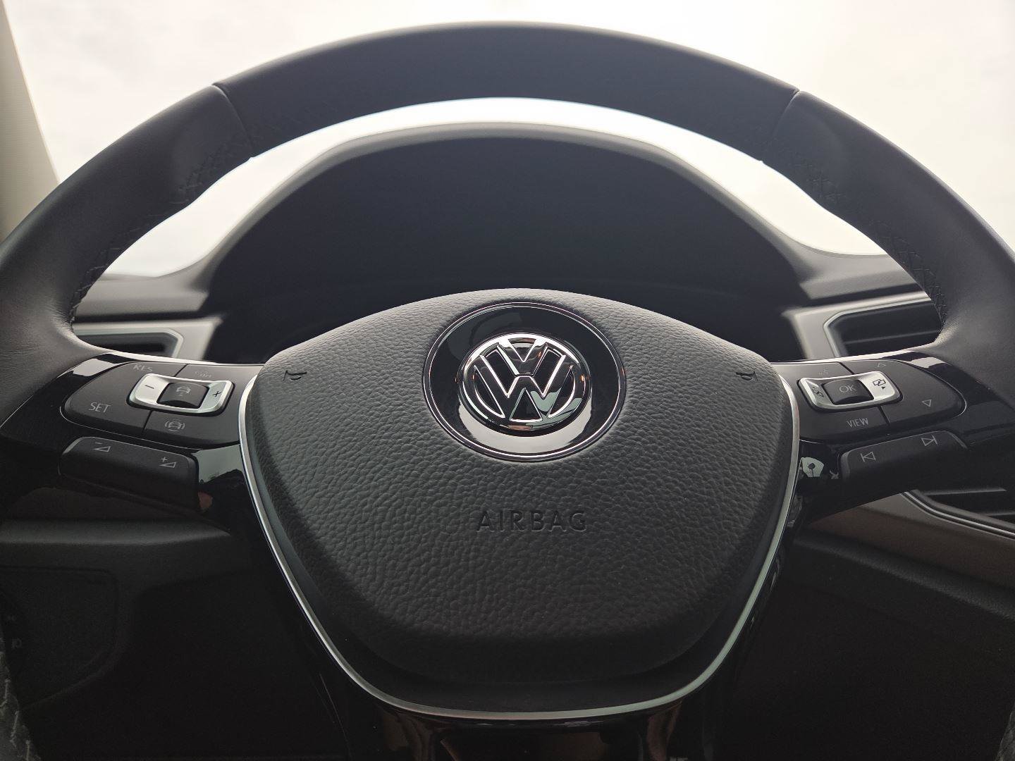 Used 2019 Volkswagen Atlas SE FWD image 22