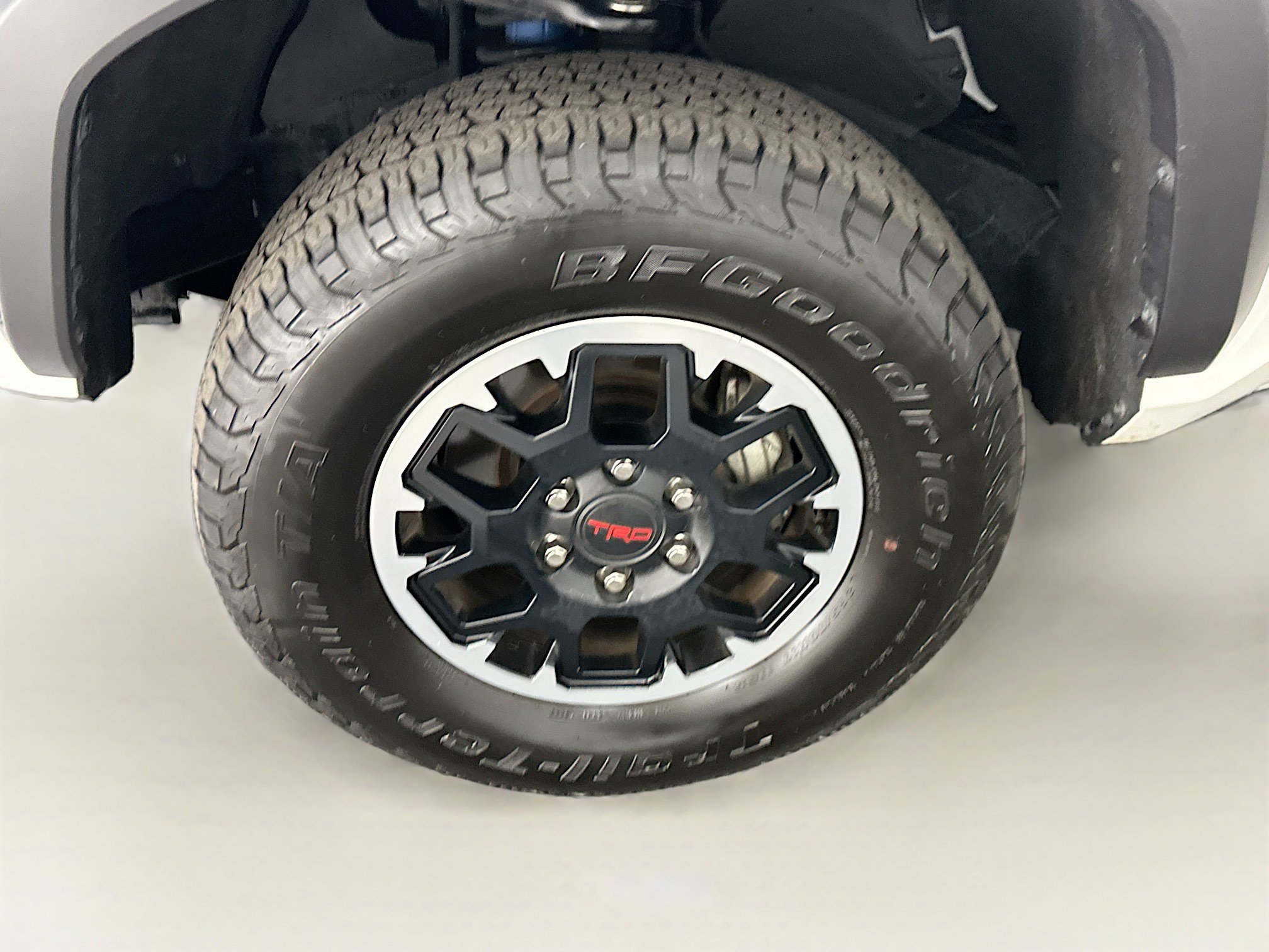 Used 2025 Toyota Tacoma TRD Off-Road AWD/4WD image 11
