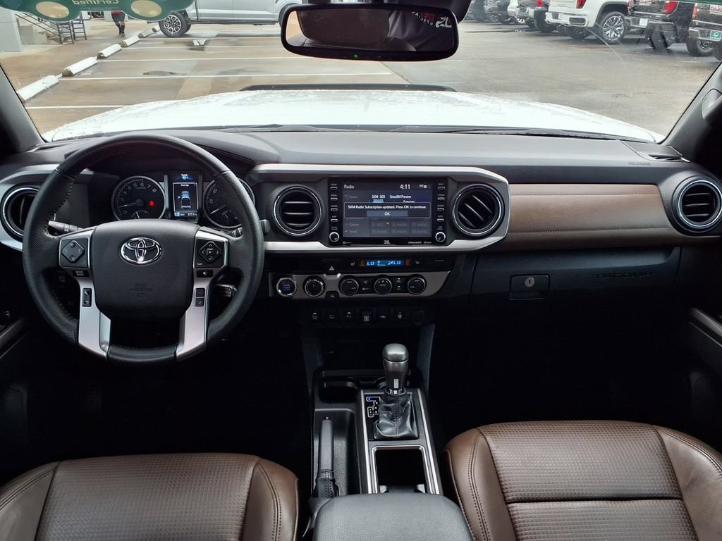 Used 2023 Toyota Tacoma Limited AWD/4WD image 3