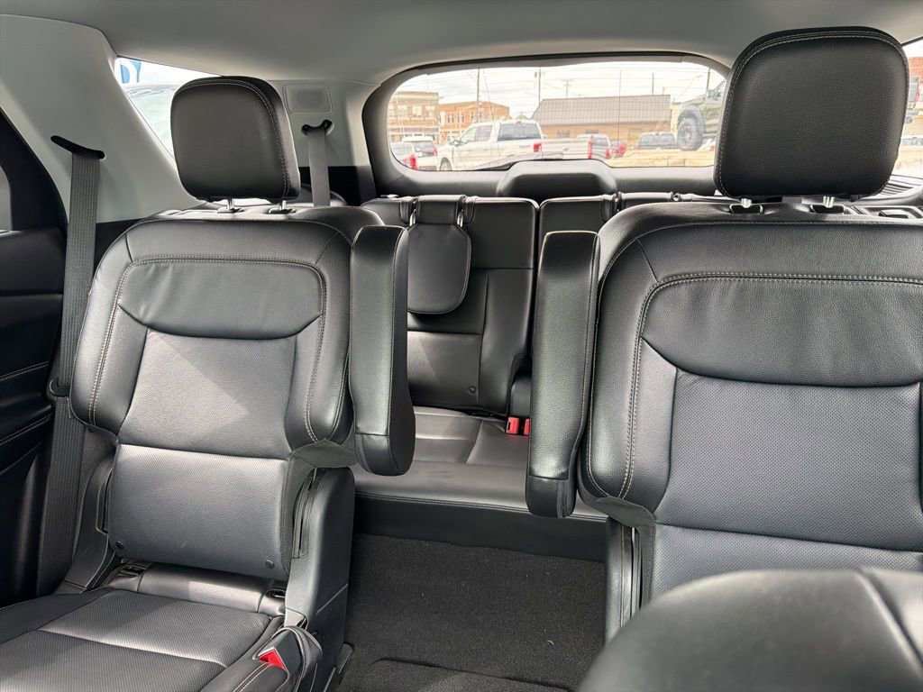 Used 2020 Ford Explorer Limited image 30