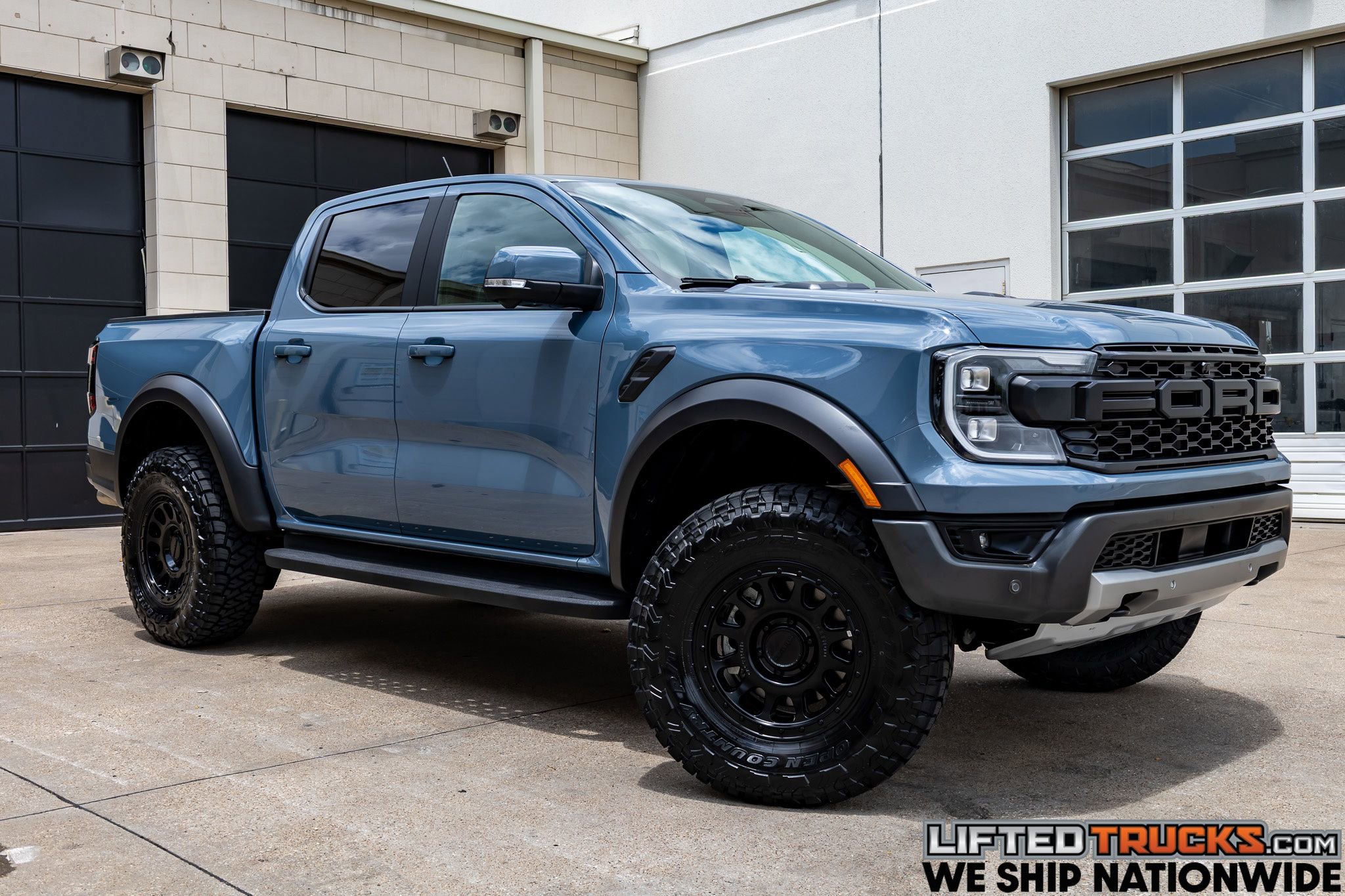 Used 2025 Ford Ranger Raptor AWD/4WD image 1